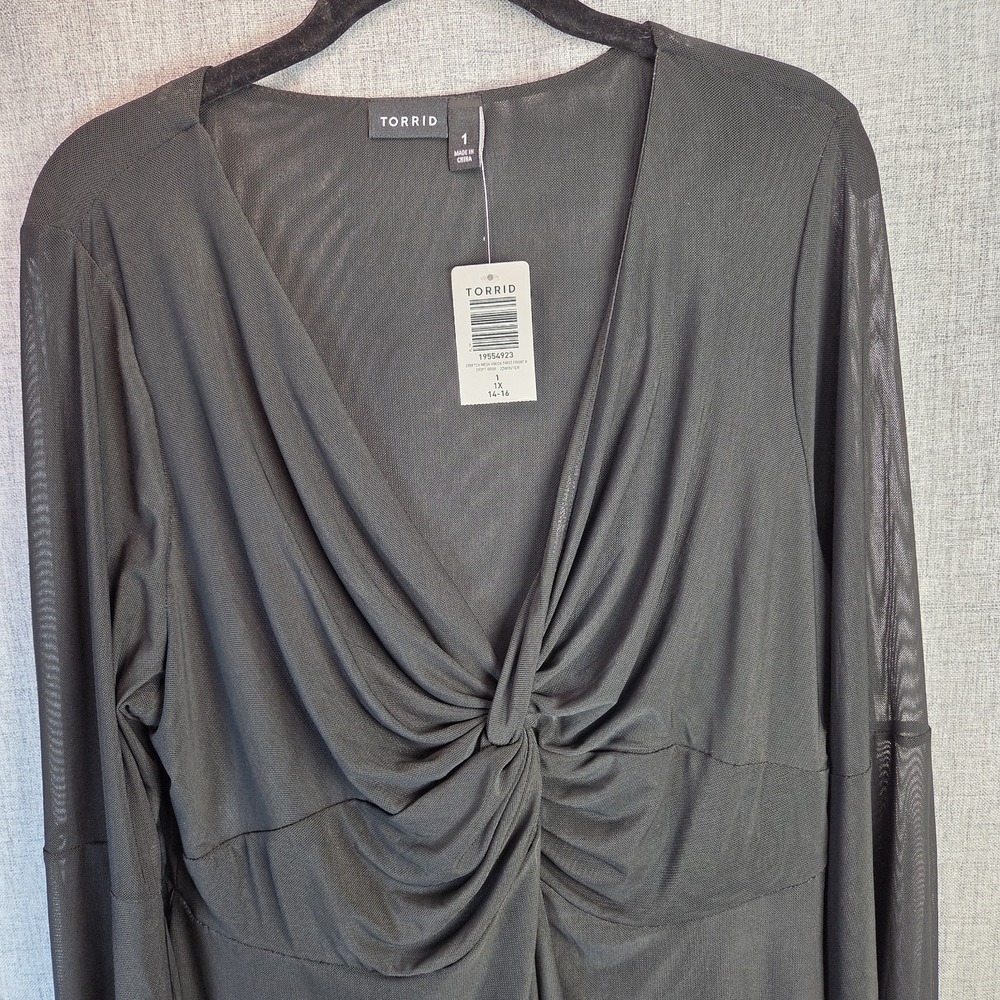 Torrid Women's Black Goth Mesh Bell‎ Sleeve Fairy Front Knot V-Neck Top 1X Rock